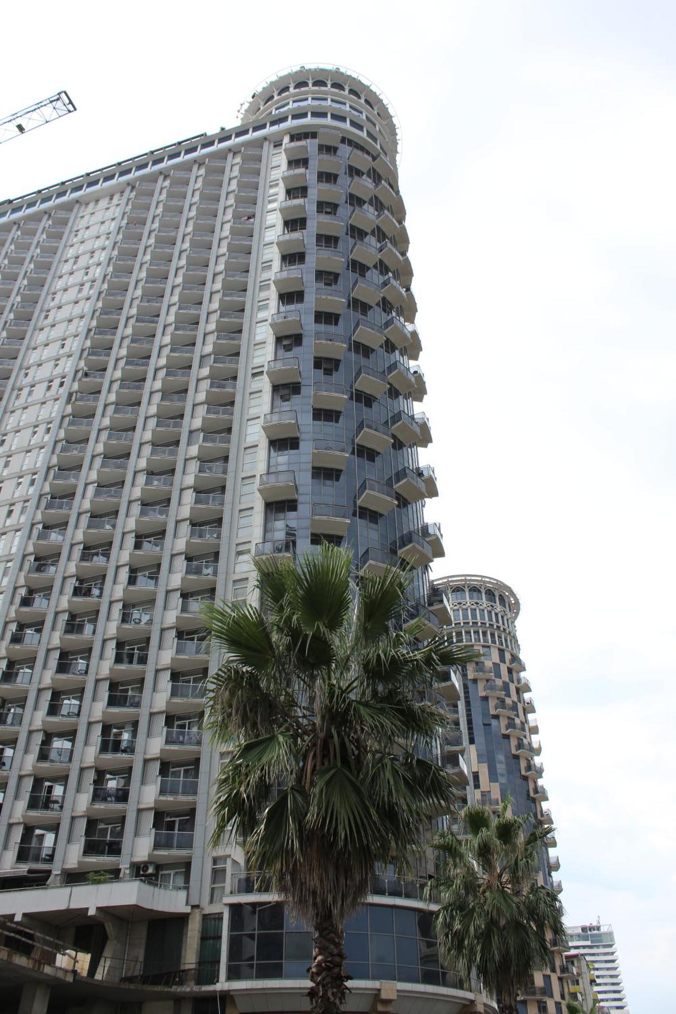 Orbi Sea Towers-Sea View Apartment Батуми Екстериор снимка