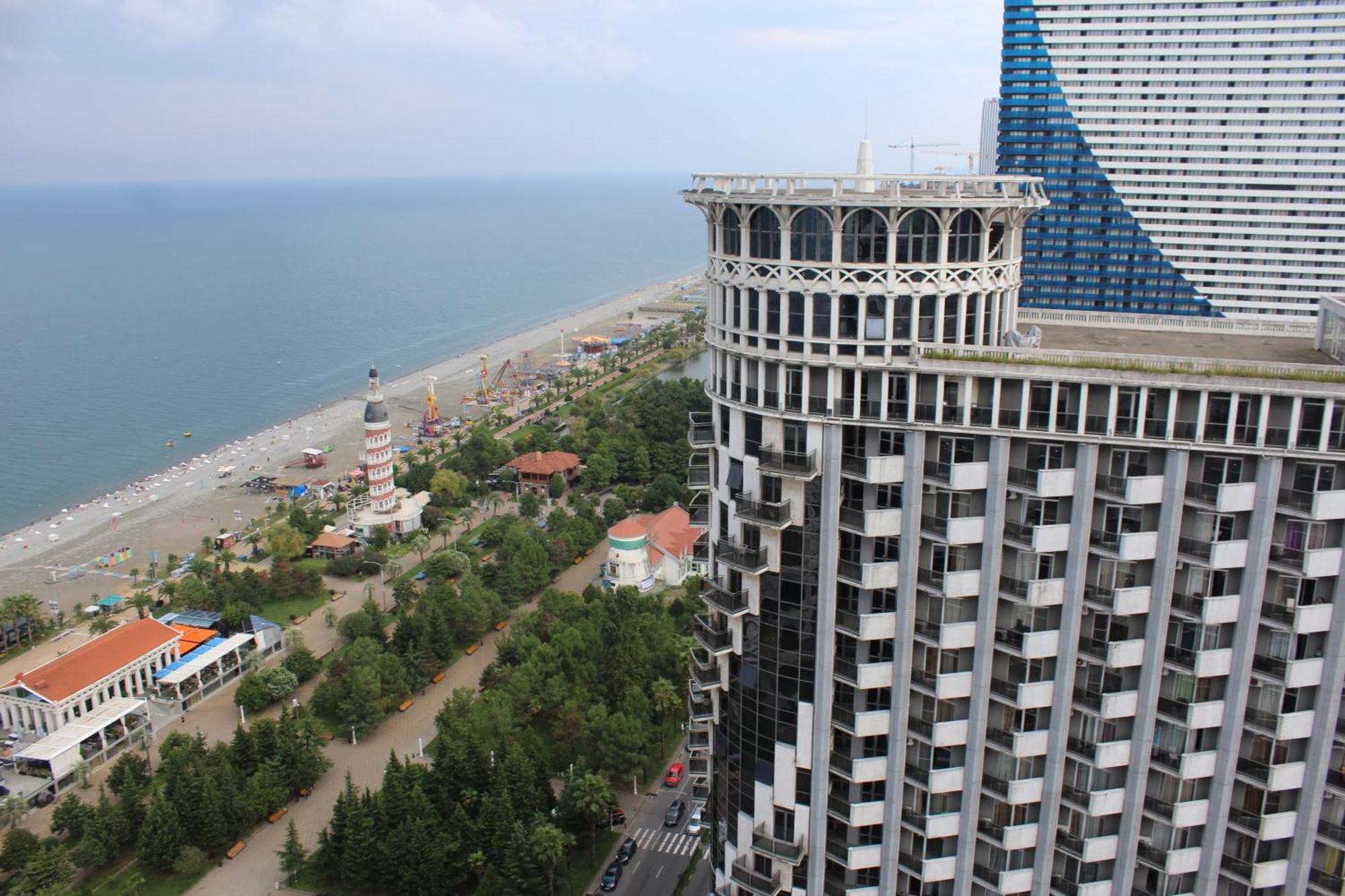 Orbi Sea Towers-Sea View Apartment Батуми Екстериор снимка